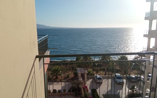 Apartament 1+1 ne shitje afer disco Mango Sarande!