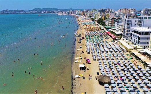 Truall+ndertese ( karabina) ne shitje ne Durres!