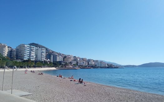 Truall ne shitje ne Sarande!