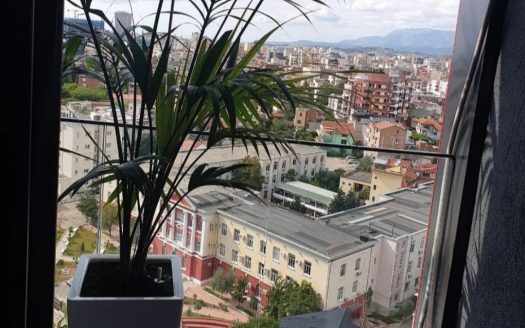 Shitet! apartament 2+1 tek rr e Elbasanit!