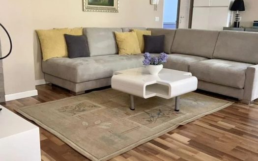 Me Qera – Apartament 1+1 tek Myslym Shyri!
