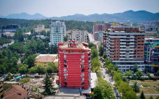 Ambient biznesi me qira ne Bllok!
