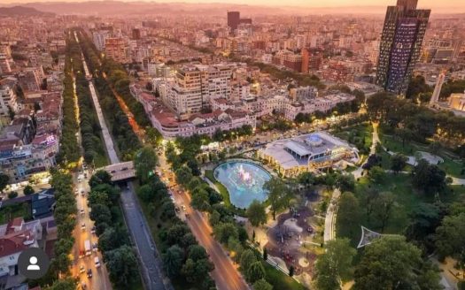 Apartament 3+1+2 ne shitje tek Bulevardi i Ri!